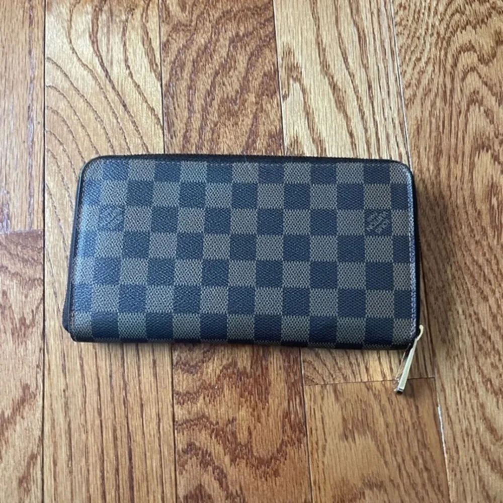Louis Vuitton LV Long Wallet Zippy‎ Organizer Brown Damier
